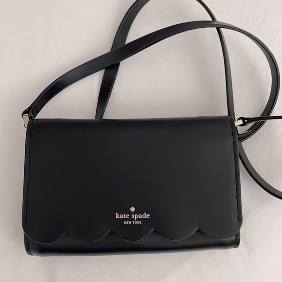 kate spade Handbags - KATE SPADE black crossbody envelope bag